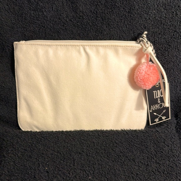 NWT - Twig and Arrow YES WAY, ROSE’ - Picture 2 of 7